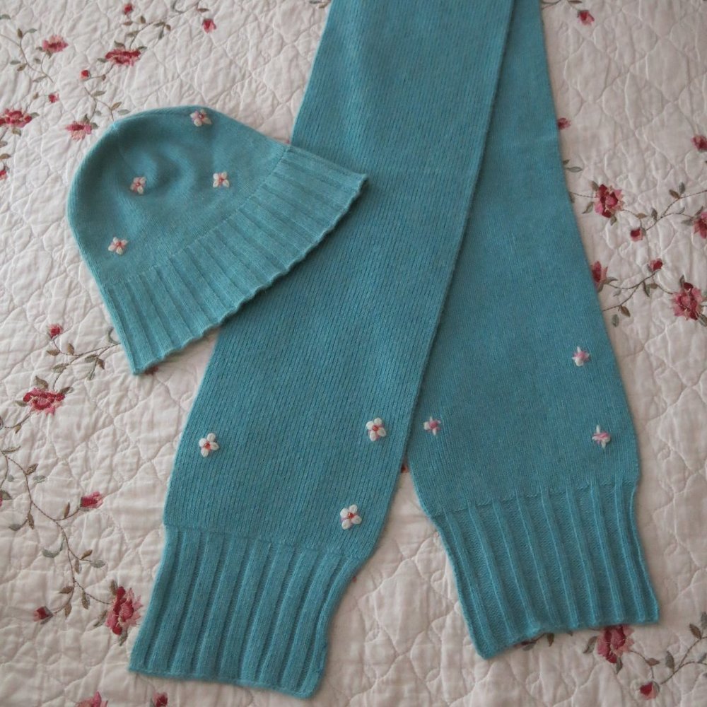 Portolano Blue 100% Cashmere Pink Flower Bead Embroidery Long Scarf and Hat Set
